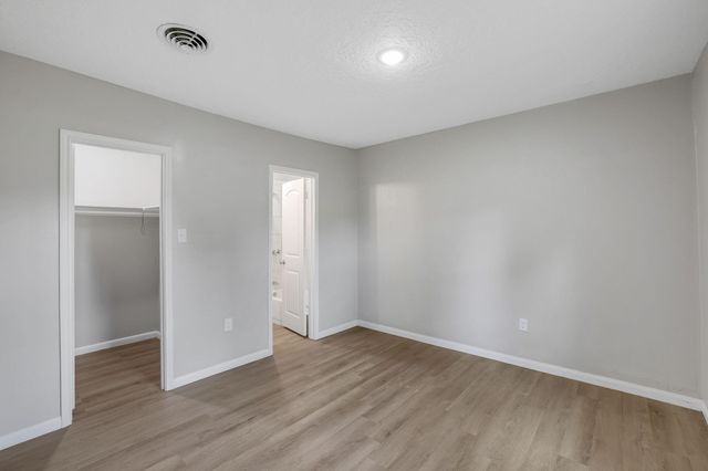 440 County Road 2048, Hull, TX 77564