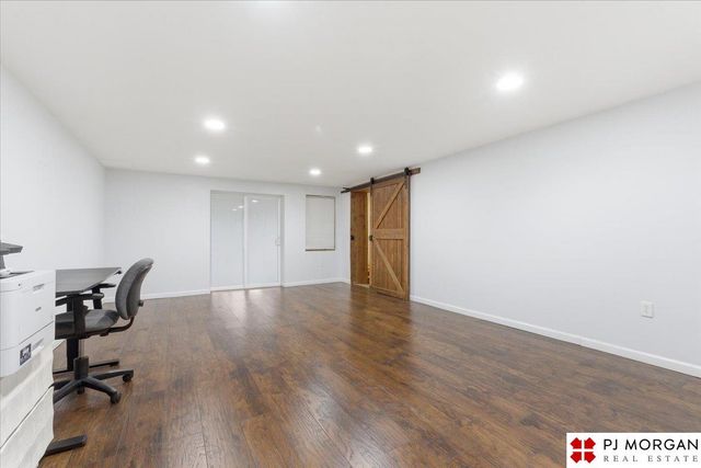 11717 Hickory Road, Omaha, NE 68144