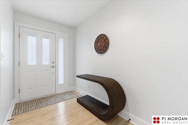 11717 Hickory Road, Omaha, NE 68144