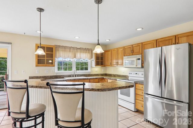 20 Amber Drive, Horse Shoe, NC 28742