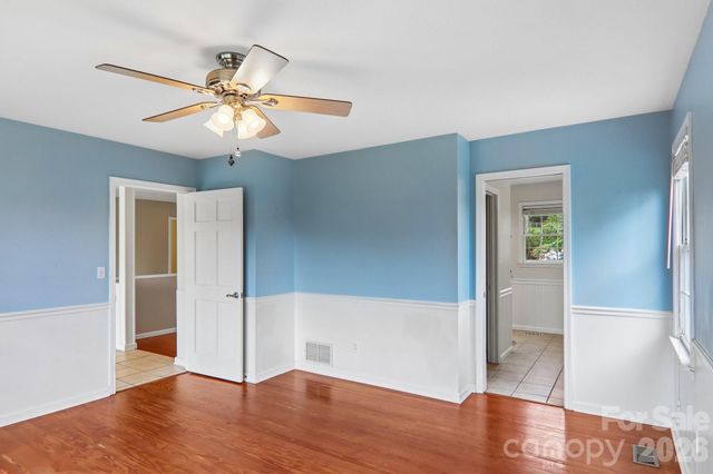 20 Amber Drive, Horse Shoe, NC 28742