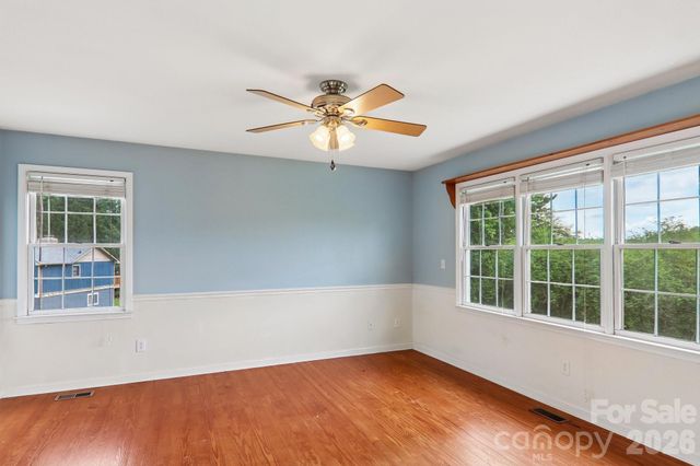 20 Amber Drive, Horse Shoe, NC 28742