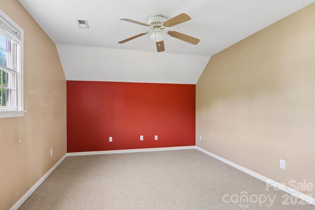 20 Amber Drive, Horse Shoe, NC 28742