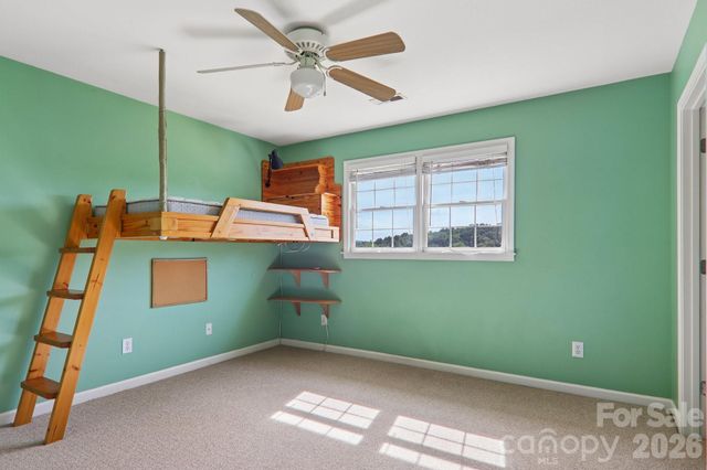 20 Amber Drive, Horse Shoe, NC 28742