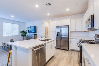 145 Aqua Commons Lane, Henderson, NV 89015