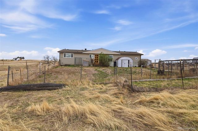 9151 Sun Country Drive, Elizabeth, CO 80107