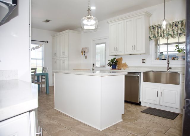 128 E 43rd Place, Cut Off, LA 70345