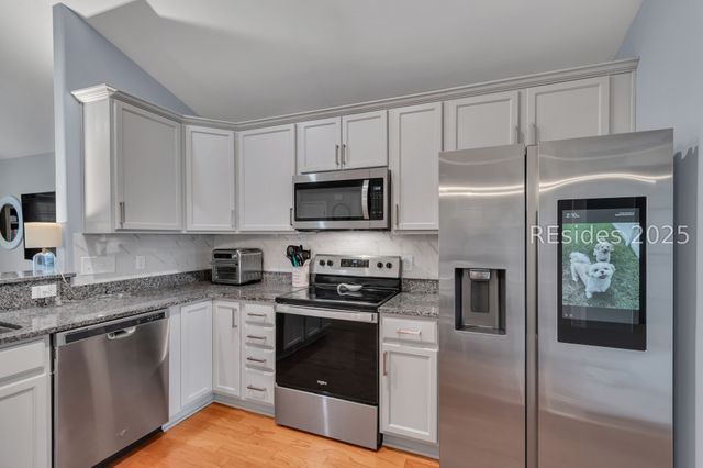 1270 Hearthstone Dr, Ridgeland, SC 29936