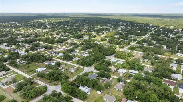 8516 99th Court, Vero Beach, FL 32967