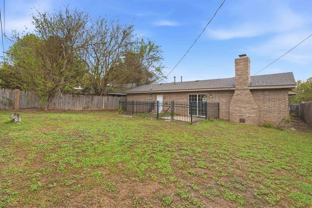 8124 NW 32nd Street, Bethany, OK 73008