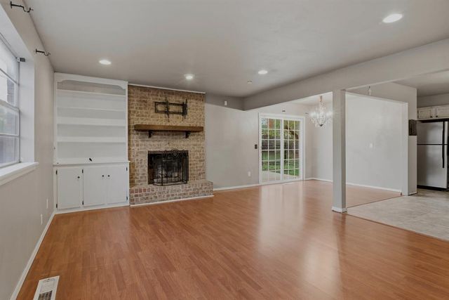 8124 NW 32nd Street, Bethany, OK 73008