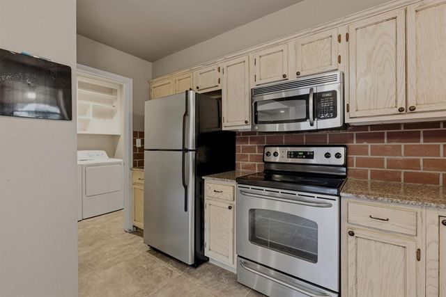 8124 NW 32nd Street, Bethany, OK 73008