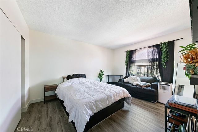 245 E Artesia, Long Beach, CA 90805