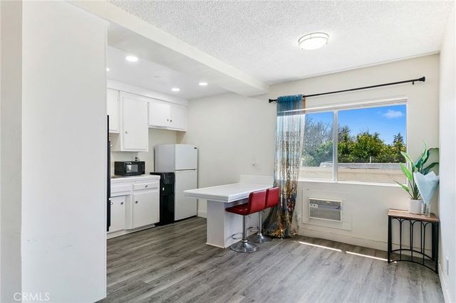 245 E Artesia, Long Beach, CA 90805