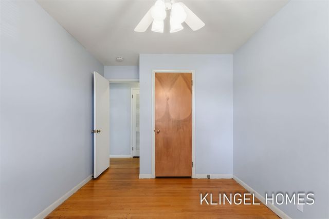 902 S Despelder Street, Grand Haven, MI 49417