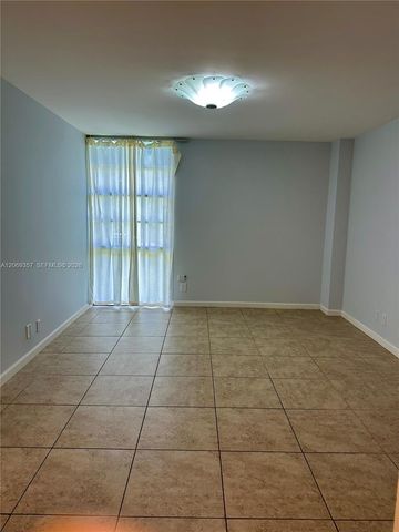 3401 N Country Club Drive EI-216, Aventura, FL 33180