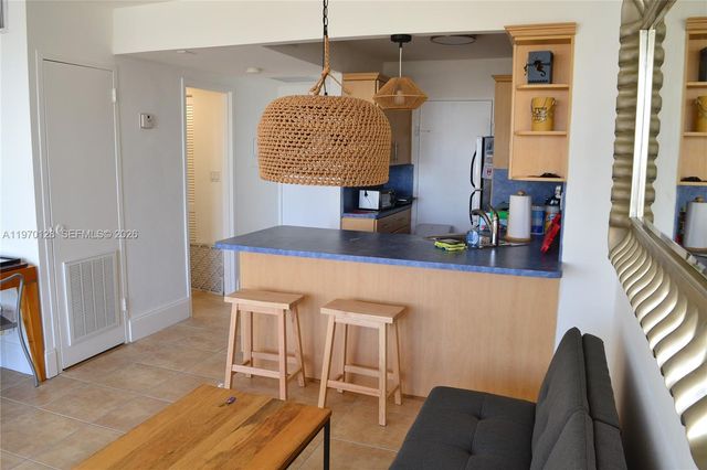 2899 Collins Ave 440, Miami Beach, FL 33140