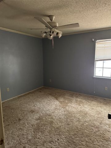 1413 Alford Drive, Hillsboro, TX 76645