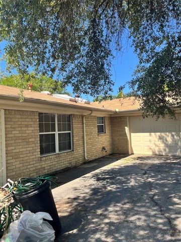 1413 Alford Drive, Hillsboro, TX 76645