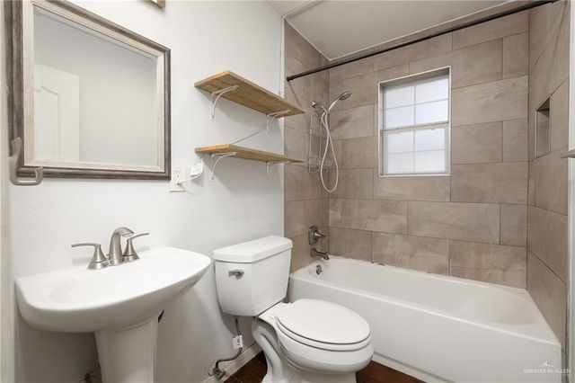 1805 N Cummings Avenue, Mission, TX 78572