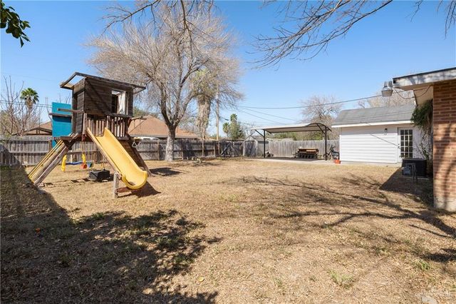 1805 N Cummings Avenue, Mission, TX 78572