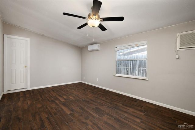 1805 N Cummings Avenue, Mission, TX 78572