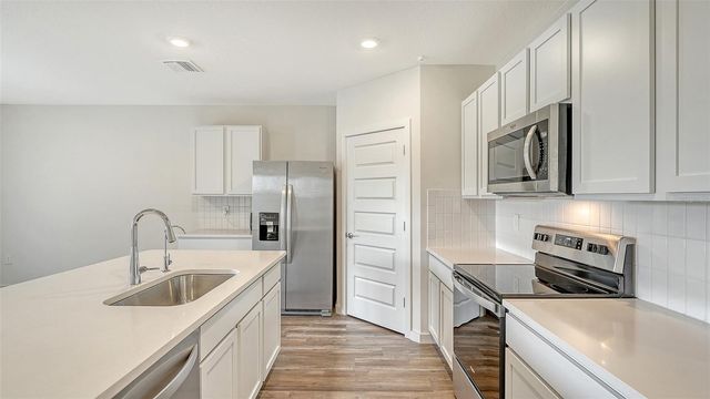 17119 BARNWOOD PLACE, Lakewood Ranch, FL 34211