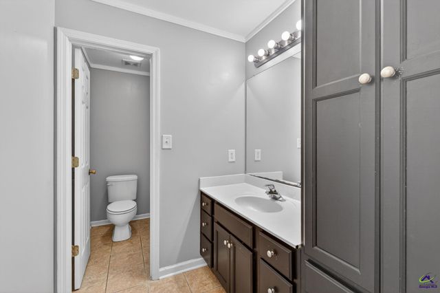 226 Spring Chase Circle, Kathleen, GA 31047