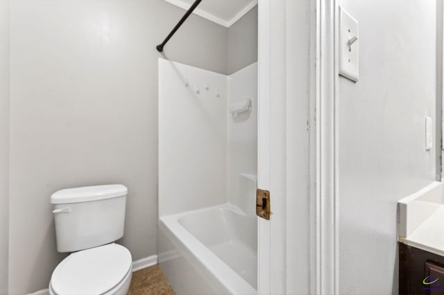 226 Spring Chase Circle, Kathleen, GA 31047