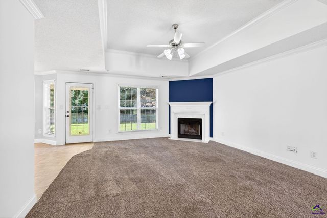 226 Spring Chase Circle, Kathleen, GA 31047