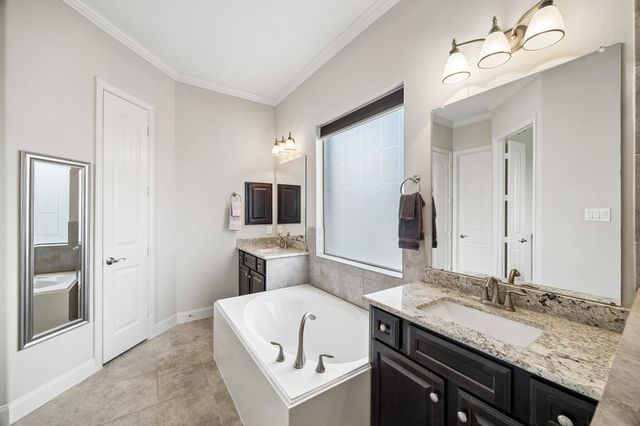 2202 Meadow Wind Drive, Pearland, TX 77089