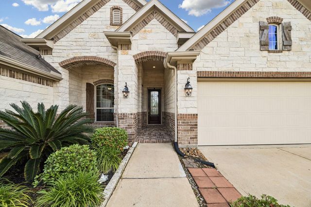 2202 Meadow Wind Drive, Pearland, TX 77089