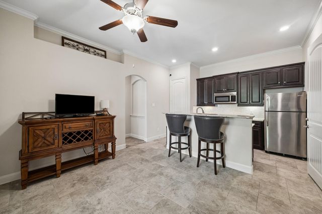 2202 Meadow Wind Drive, Pearland, TX 77089