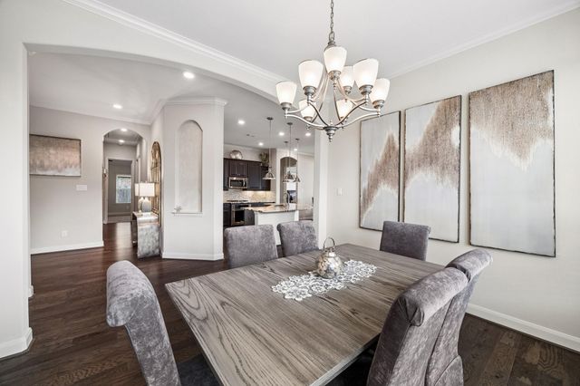 2202 Meadow Wind Drive, Pearland, TX 77089