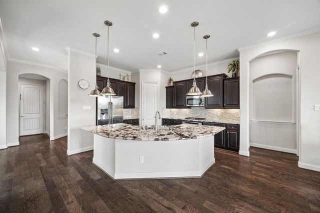 2202 Meadow Wind Drive, Pearland, TX 77089