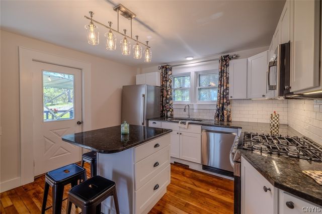 1020 Marlyn Park Drive, Cazenovia, NY 13035