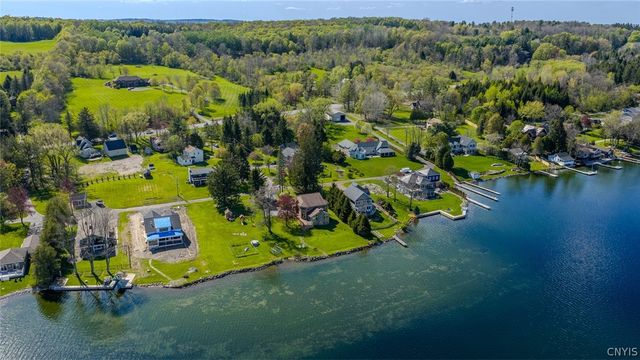 1020 Marlyn Park Drive, Cazenovia, NY 13035