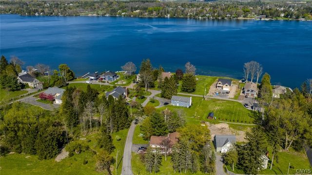 1020 Marlyn Park Drive, Cazenovia, NY 13035