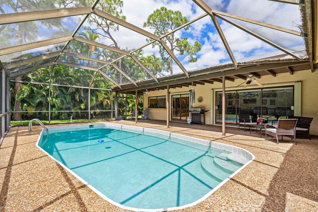 2493 Timbercreek Circle NW, Boca Raton, FL 33431