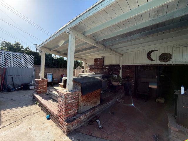 18453 E Armstead, Azusa, CA 91702