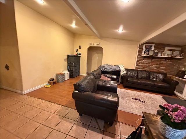 18453 E Armstead, Azusa, CA 91702