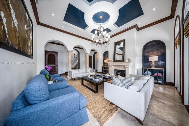 7538 SW 64th St, Miami, FL 33143