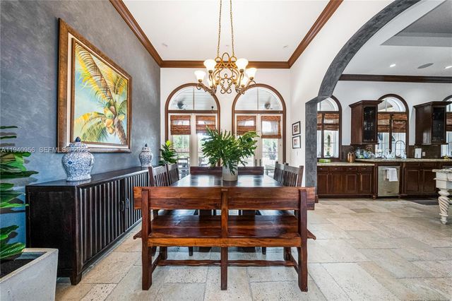 7538 SW 64th St, Miami, FL 33143