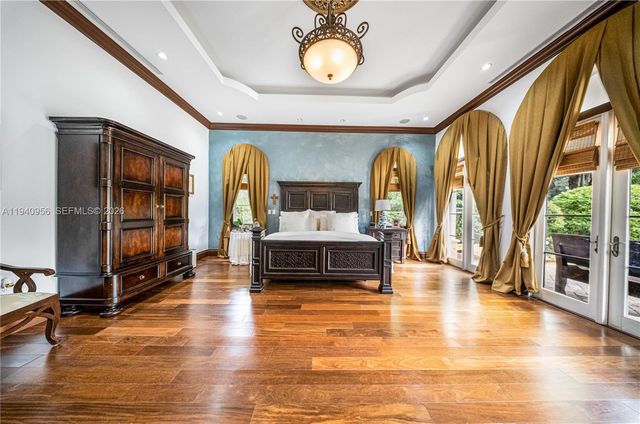 7538 SW 64th St, Miami, FL 33143