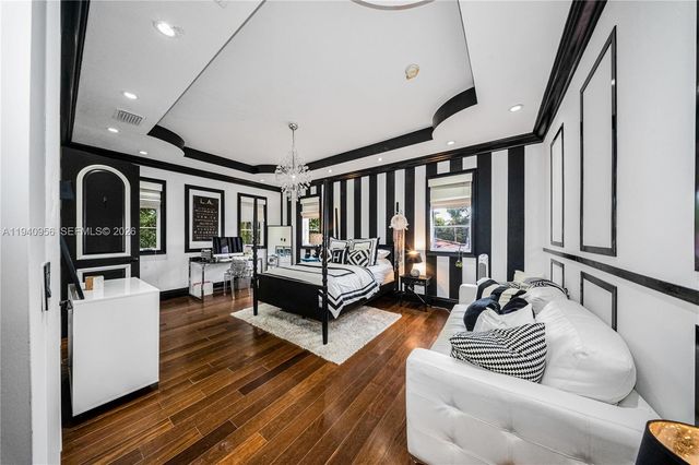 7538 SW 64th St, Miami, FL 33143