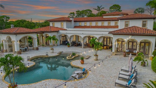 7538 SW 64th St, Miami, FL 33143