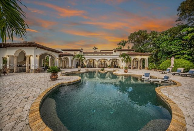 7538 SW 64th St, Miami, FL 33143