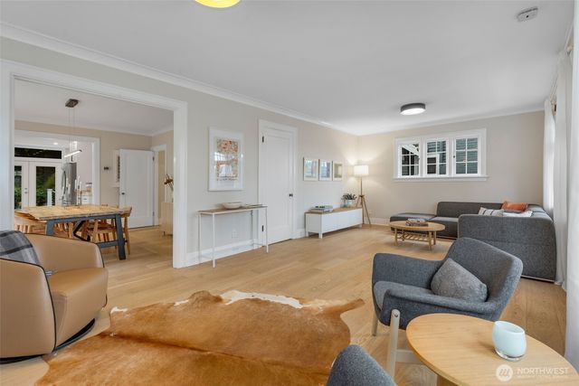 2629 Boyer Avenue E, Seattle, WA 98102