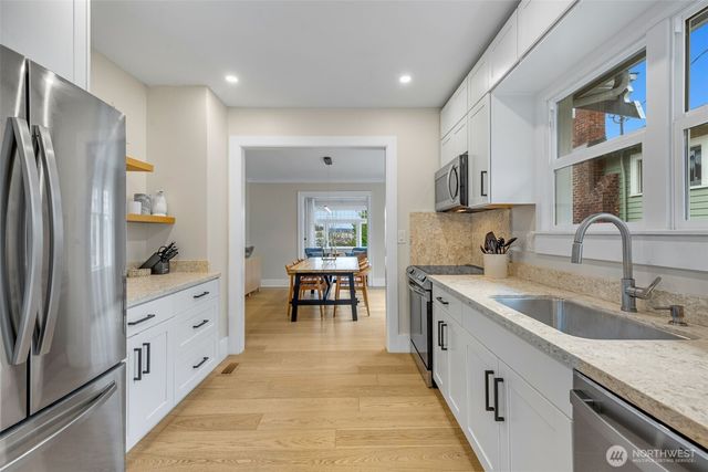 2629 Boyer Avenue E, Seattle, WA 98102