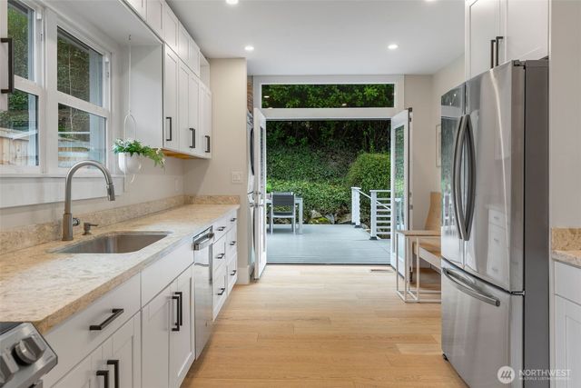 2629 Boyer Avenue E, Seattle, WA 98102